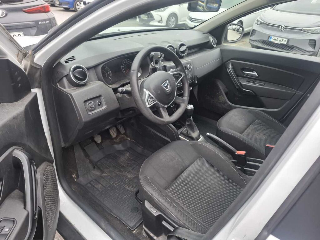 Dacia Duster 2021 Valkoinen