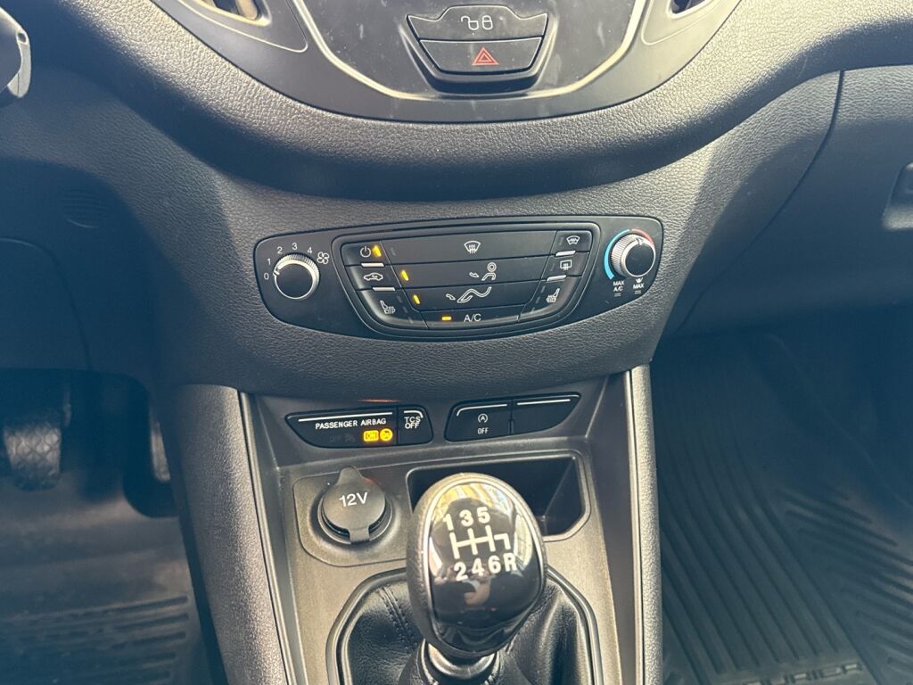 Ford Transit Courier 2021 Valkoinen