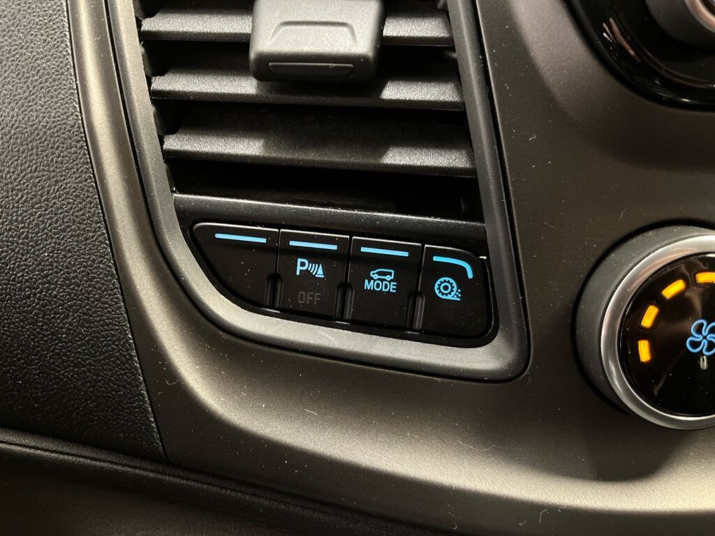 Ford Transit Custom 2021 Valkoinen