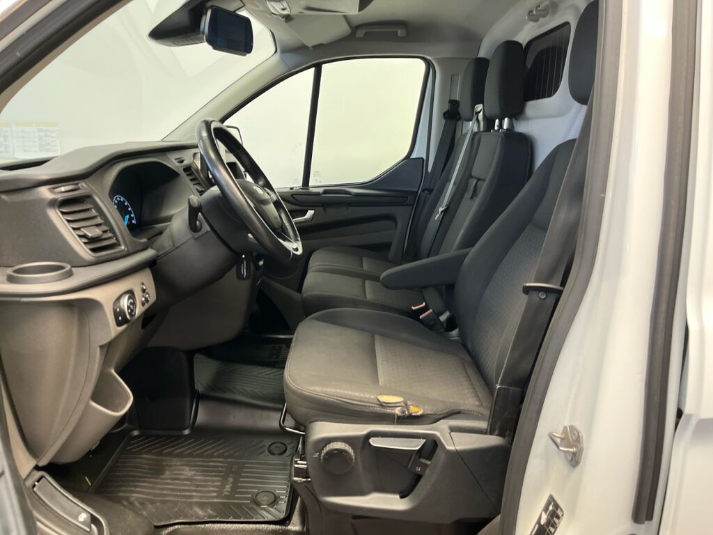 Ford Transit Custom 2021 Valkoinen