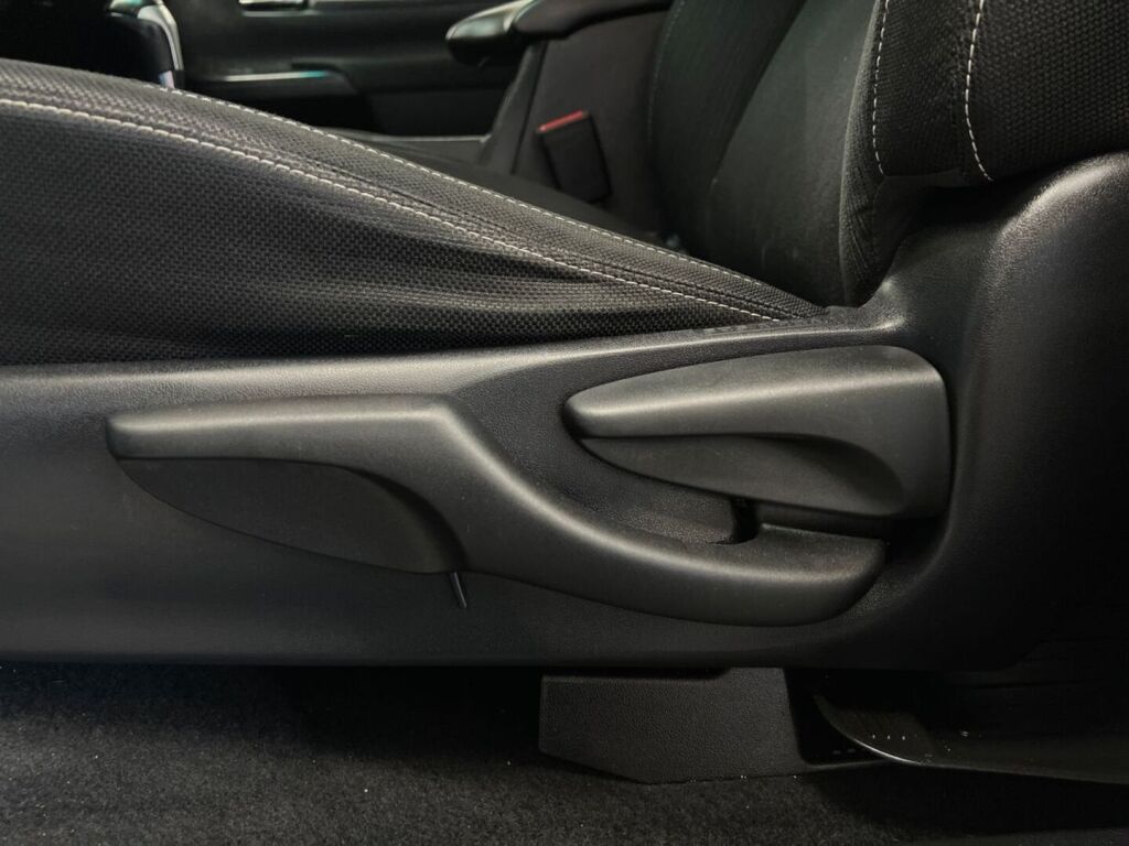 Toyota Hilux 2021 Valkoinen