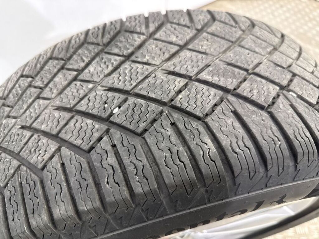 Volkswagen ID.4 2021 Sininen
