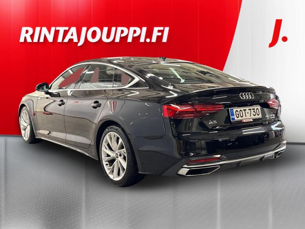 Audi A5 2021 Musta