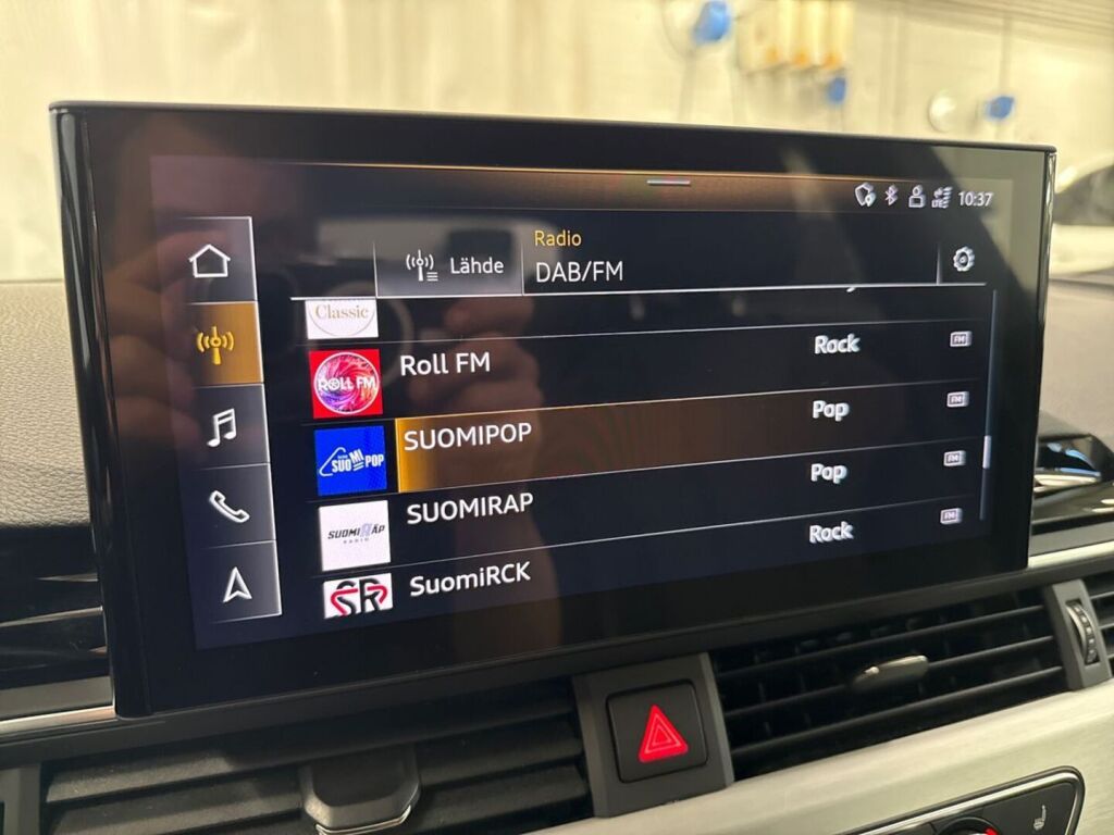 Audi A5 2021 Musta