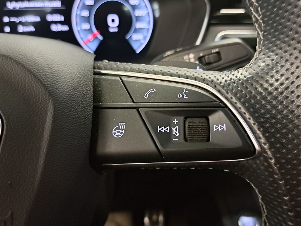 Audi A5 2021 Musta