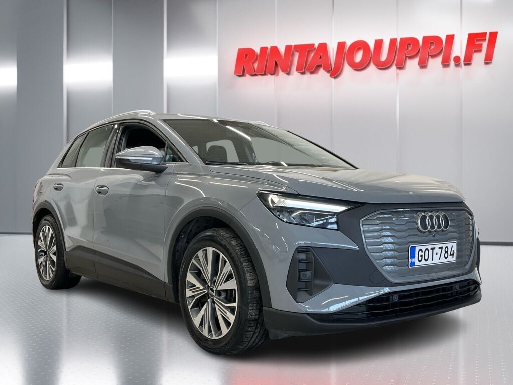 Audi Q4 e-tron 2021 Met. Harmaa