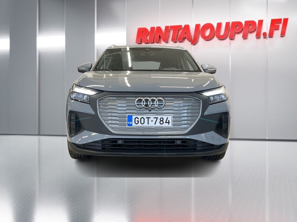 Audi Q4 e-tron 2021 Met. Harmaa