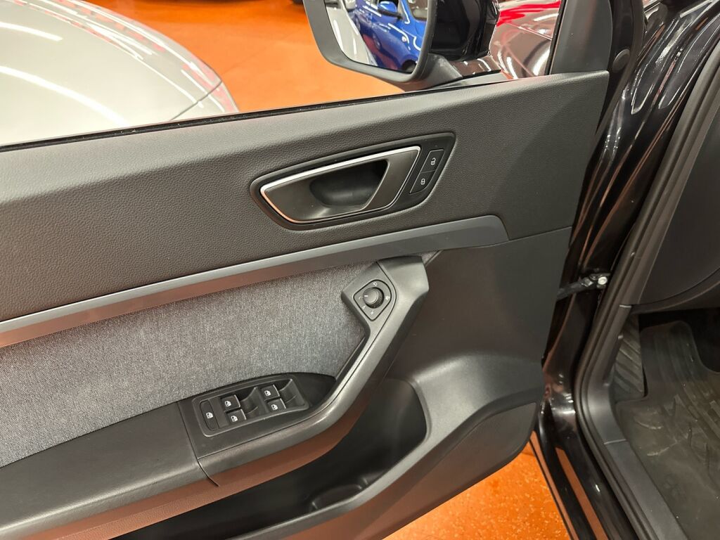 Seat Ateca 2021 Musta