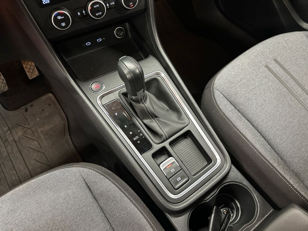 Seat Ateca 2021 Musta