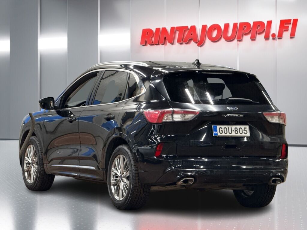 Ford Kuga 2022 Musta