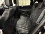 Ford Kuga 2022 Musta