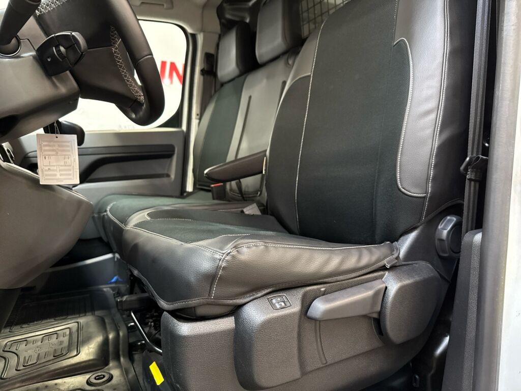 Toyota Proace 2022 Valkoinen