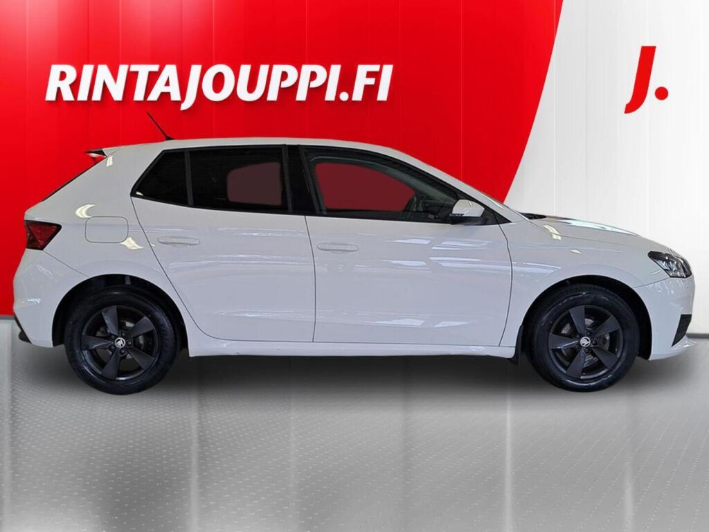 Skoda Fabia 2022 Valkoinen