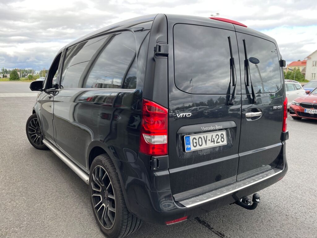 Mercedes-Benz Vito 2022 Musta