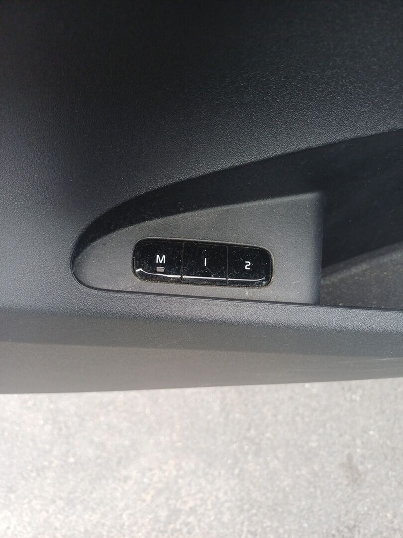 Polestar 2 2022 Harmaa