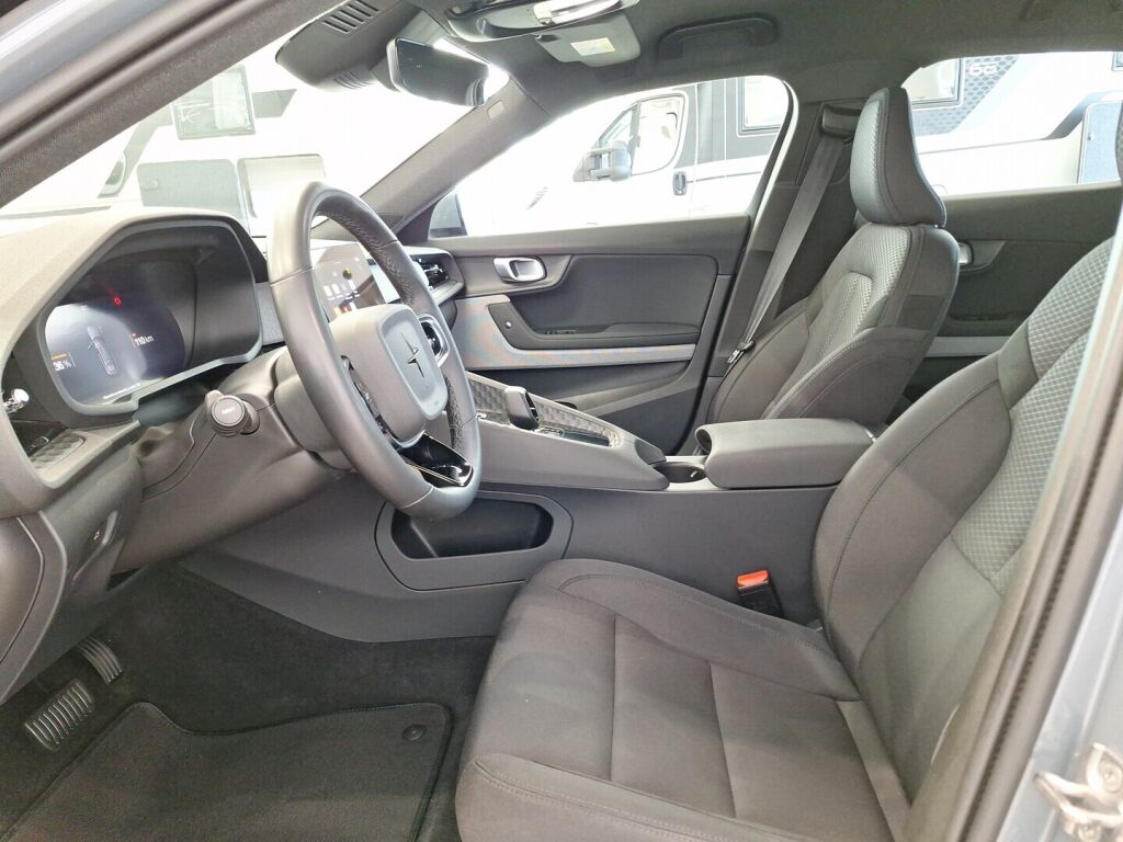 Polestar 2 2022 Harmaa