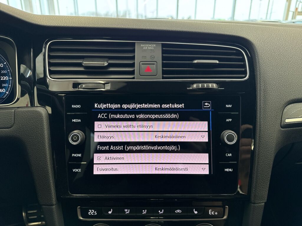 Volkswagen Golf 2020 Sininen