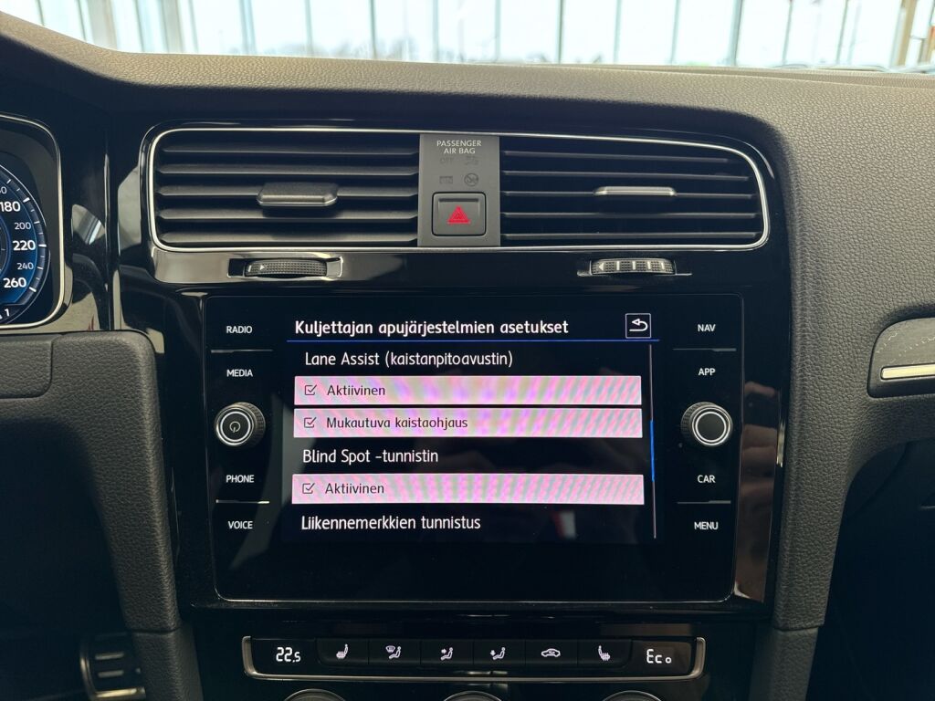 Volkswagen Golf 2020 Sininen