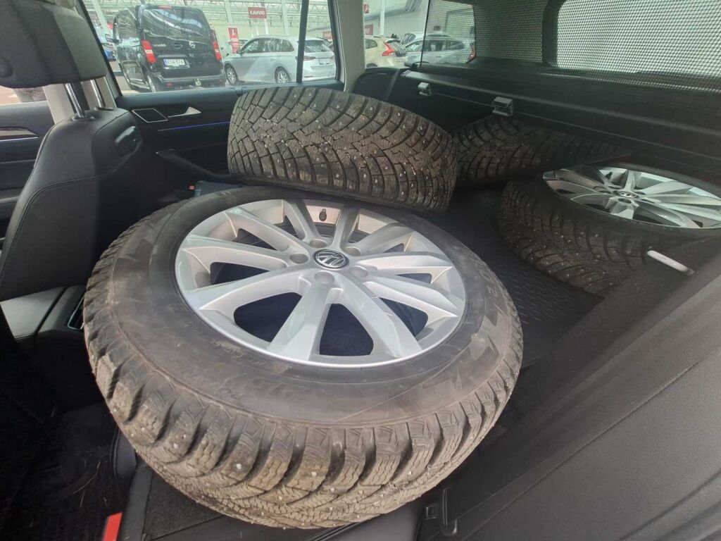 Volkswagen Passat 2017 Valkoinen