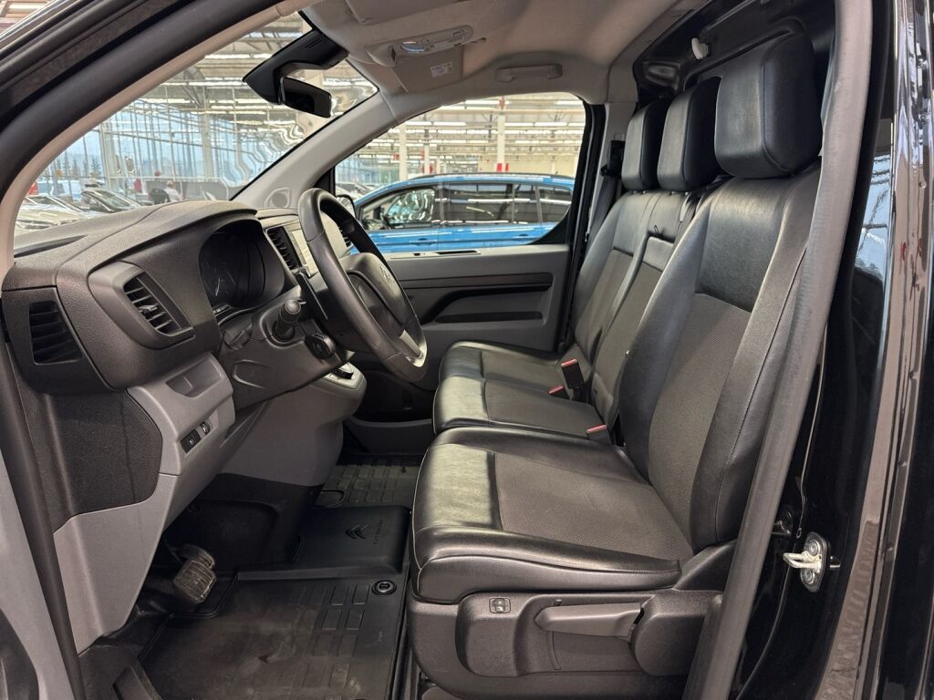 Citroen Jumpy 2021 Musta