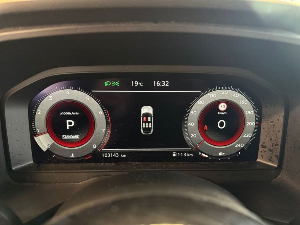 Nissan Qashqai 2022 Musta