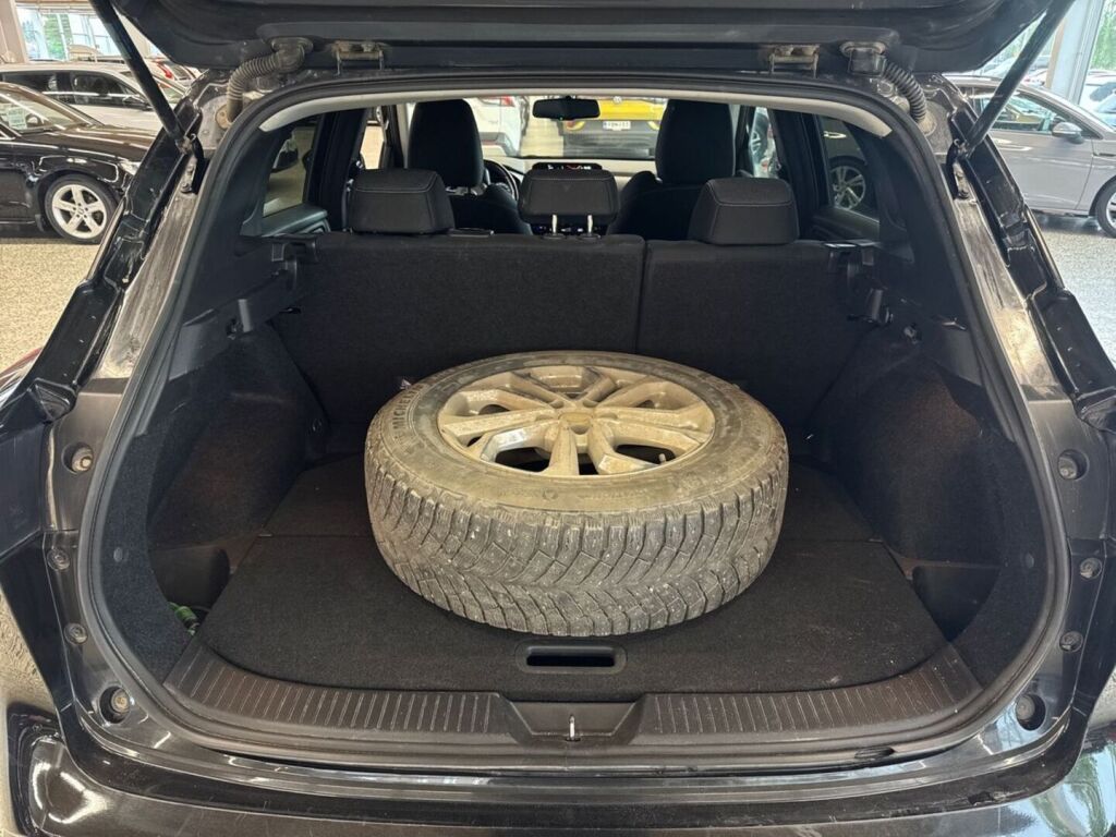 Nissan Qashqai 2022 Musta