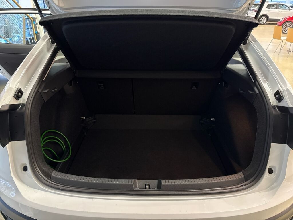 Volkswagen Taigo 2022 Valkoinen