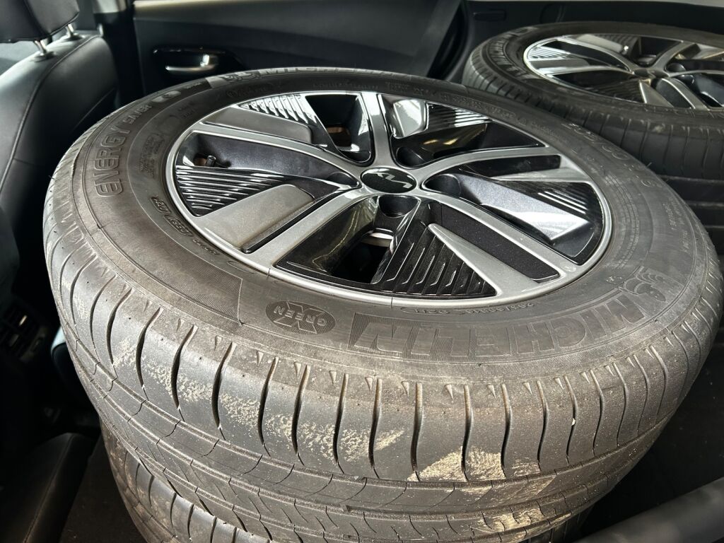 Kia Niro 2021 Sininen