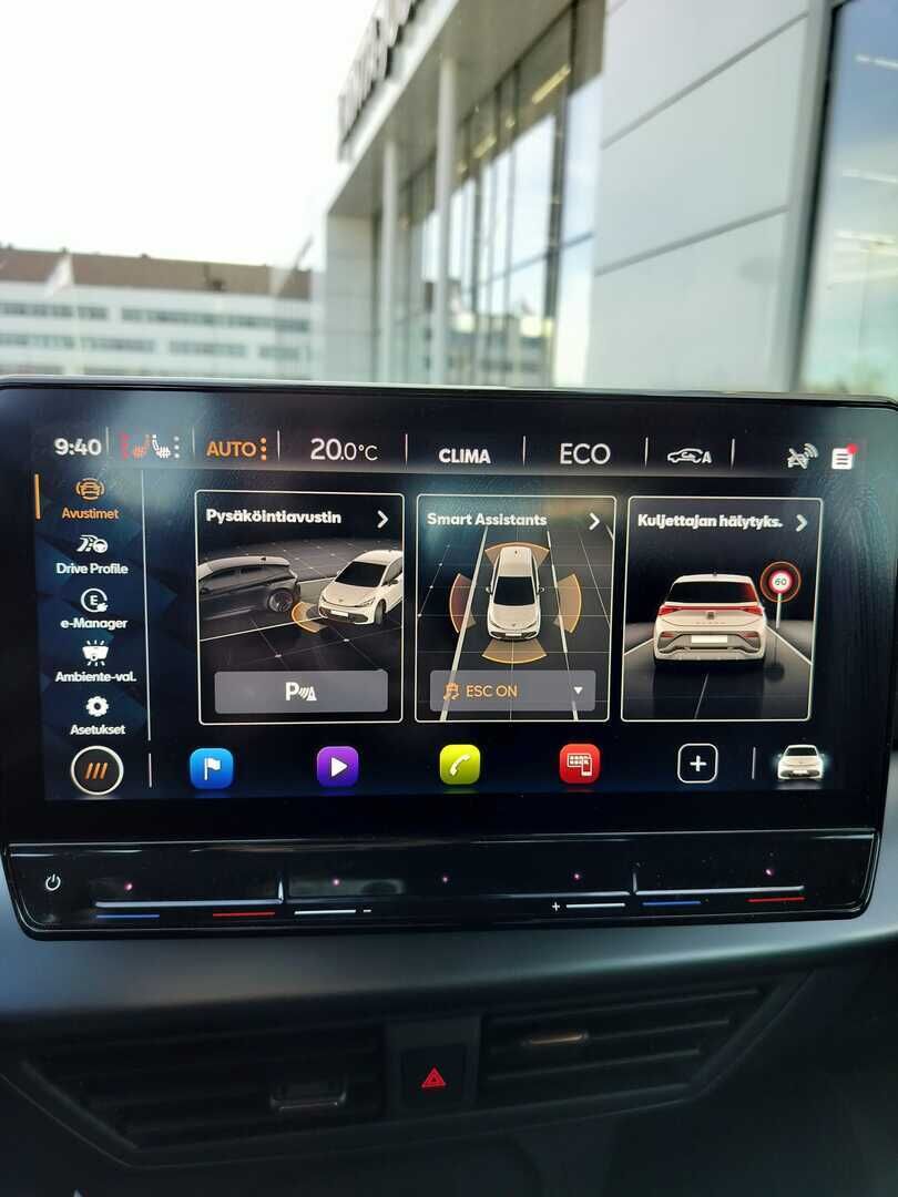 Cupra Born 2022 Valkoinen