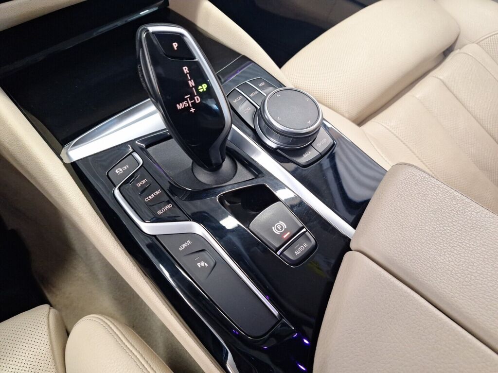 BMW 530 2019 Musta