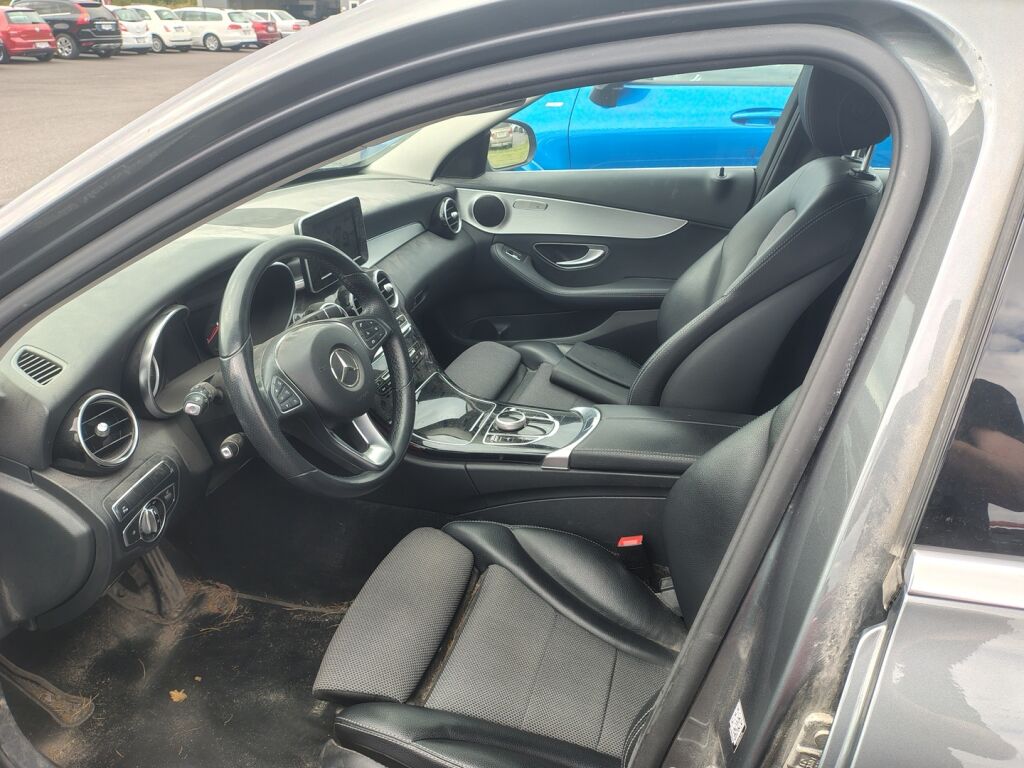 Mercedes-Benz C 2016 Harmaa