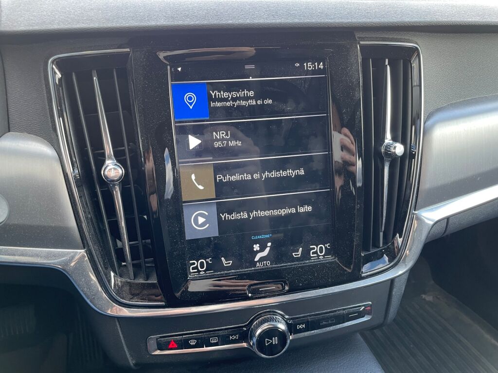 Volvo V90 2019 Musta