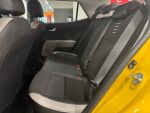Kia Stonic 2018 Keltainen