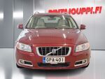 Volvo V70 2009 Punainen
