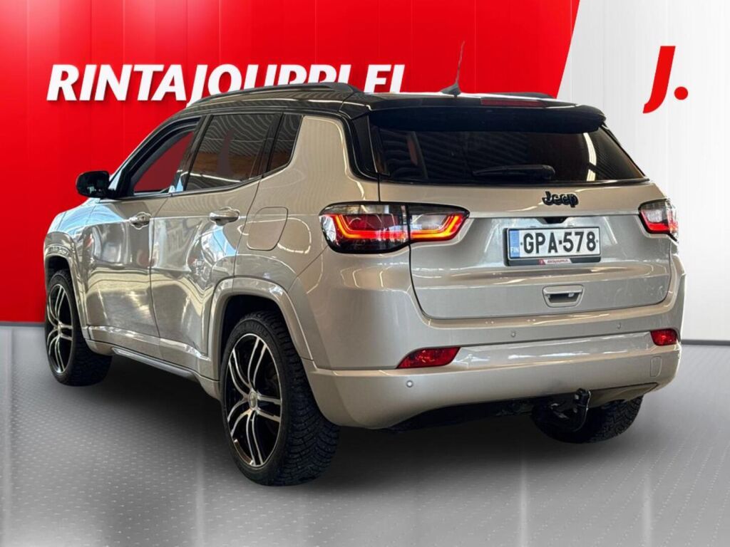 Jeep Compass 2023 Metallinhohto Hopea