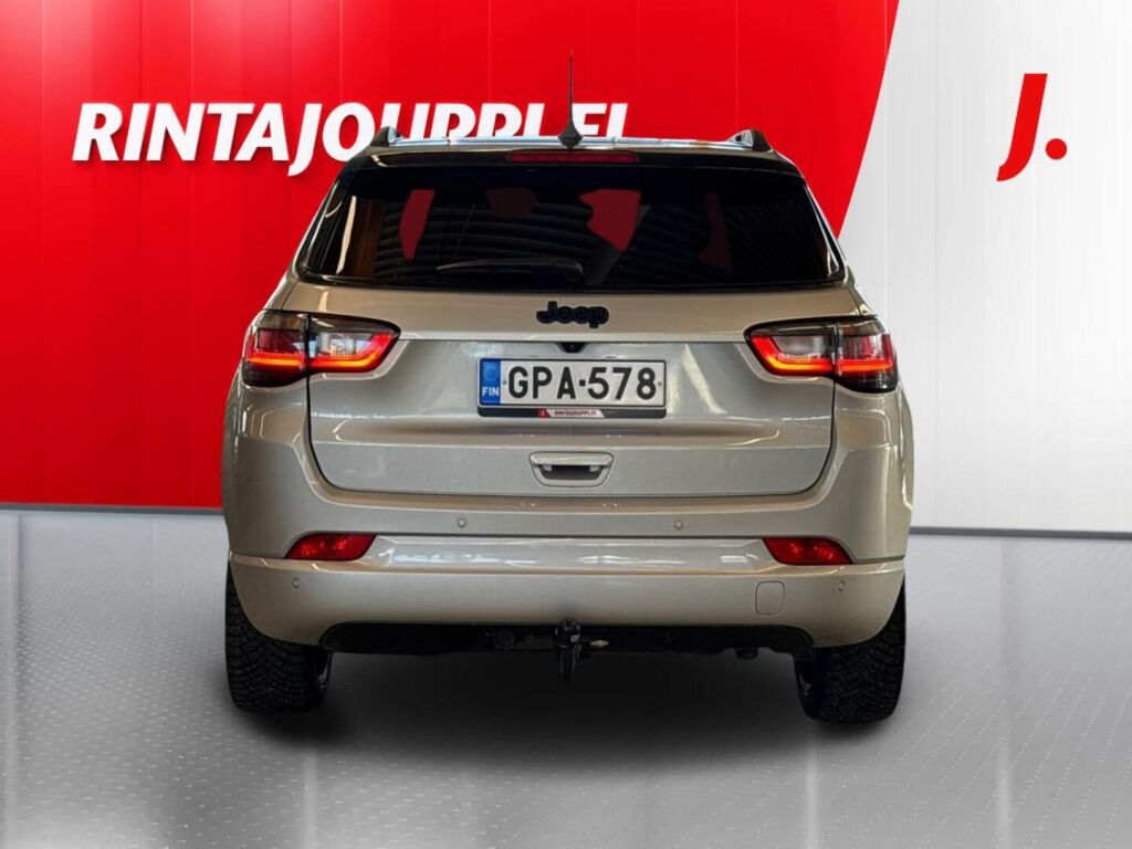 Jeep Compass 2023 Metallinhohto Hopea