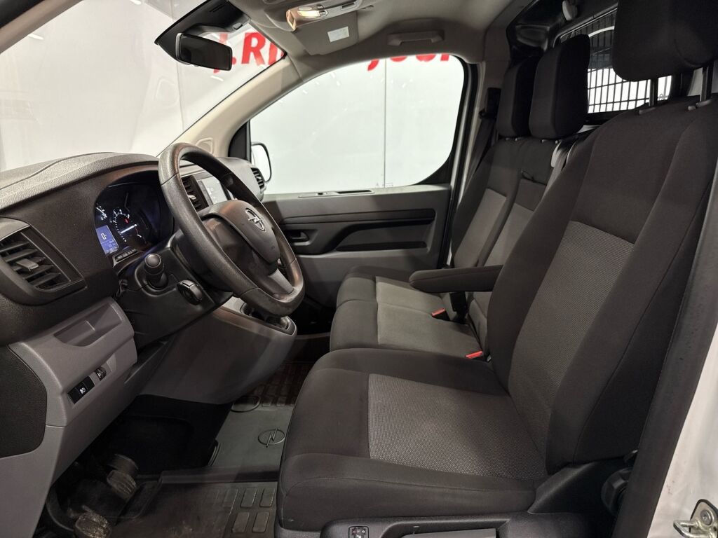 Opel Vivaro 2022 Valkoinen