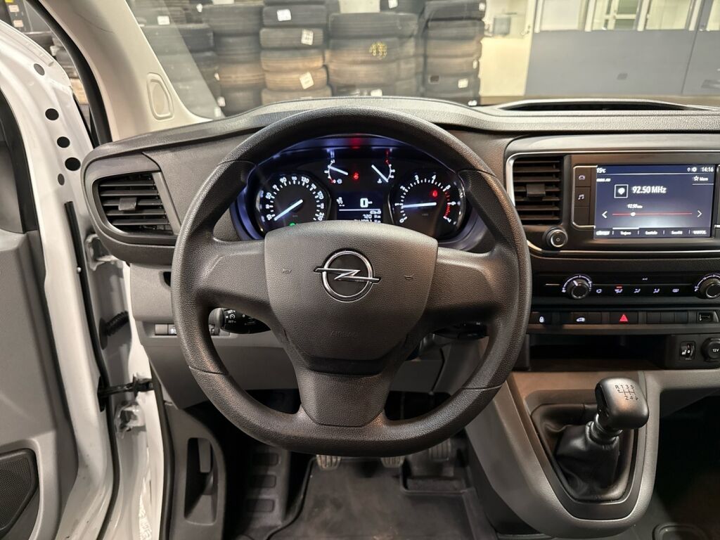 Opel Vivaro 2022 Valkoinen