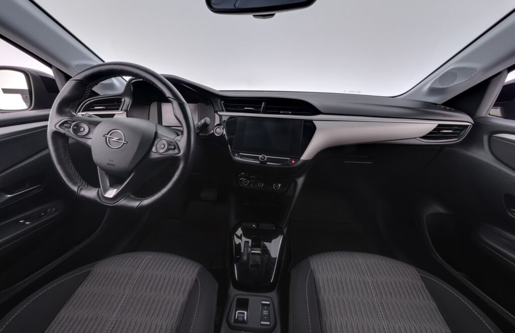 Opel Corsa-e 2022 Musta