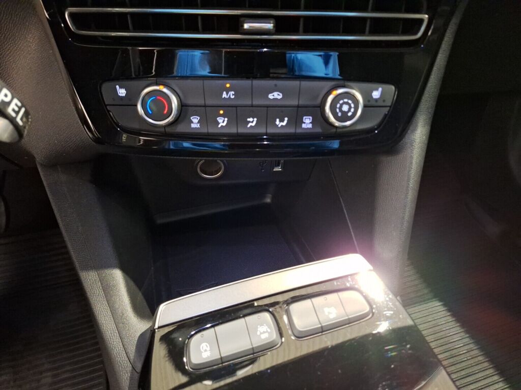 Opel Mokka 2023 Harmaa