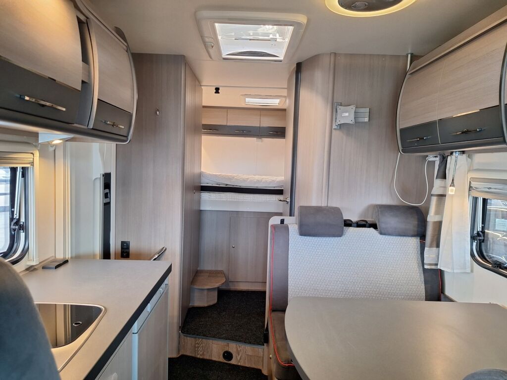 Hobby A 70 GM 2018 Valkoinen