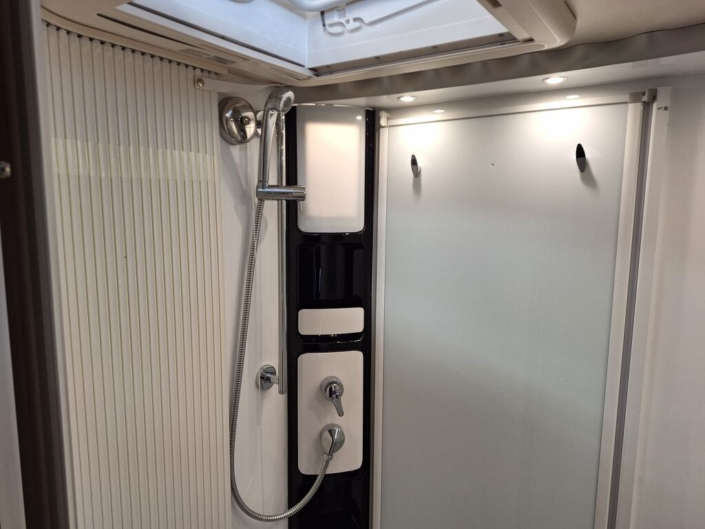 Hobby A 70 GM 2018 Valkoinen