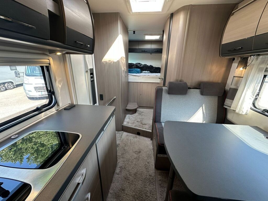 Hobby A 70 2018 Valkoinen