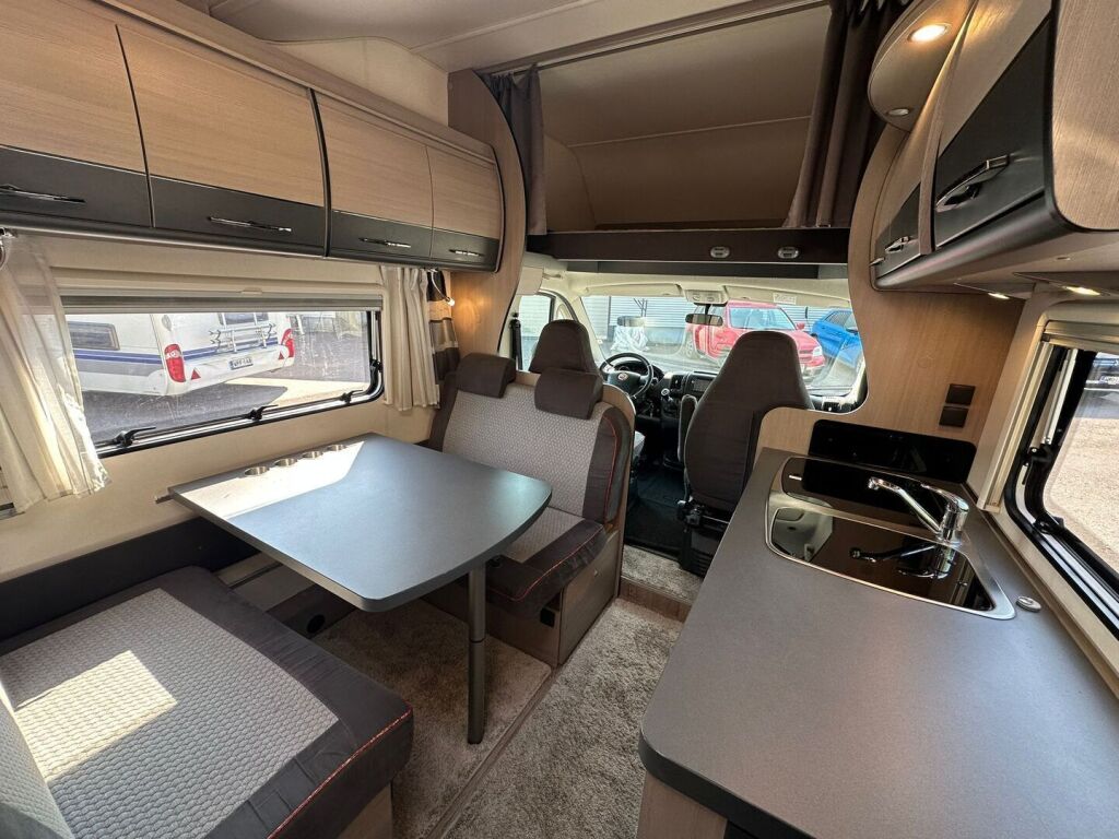 Hobby A 70 2018 Valkoinen