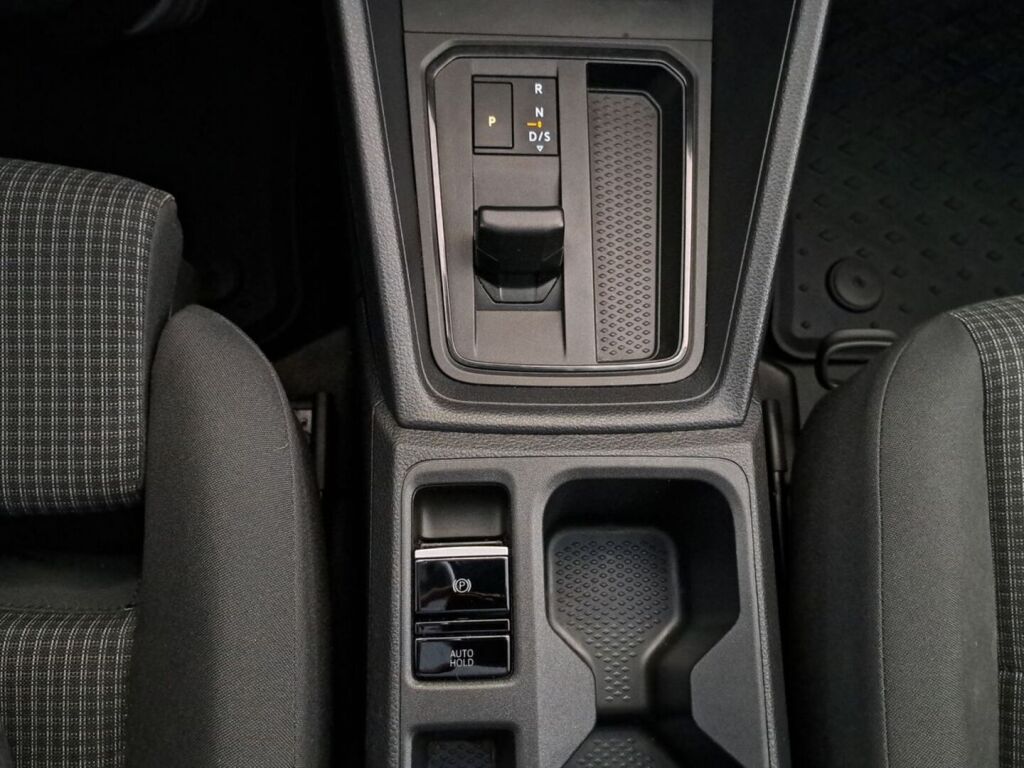 Volkswagen Caddy Maxi 2022 Valkoinen