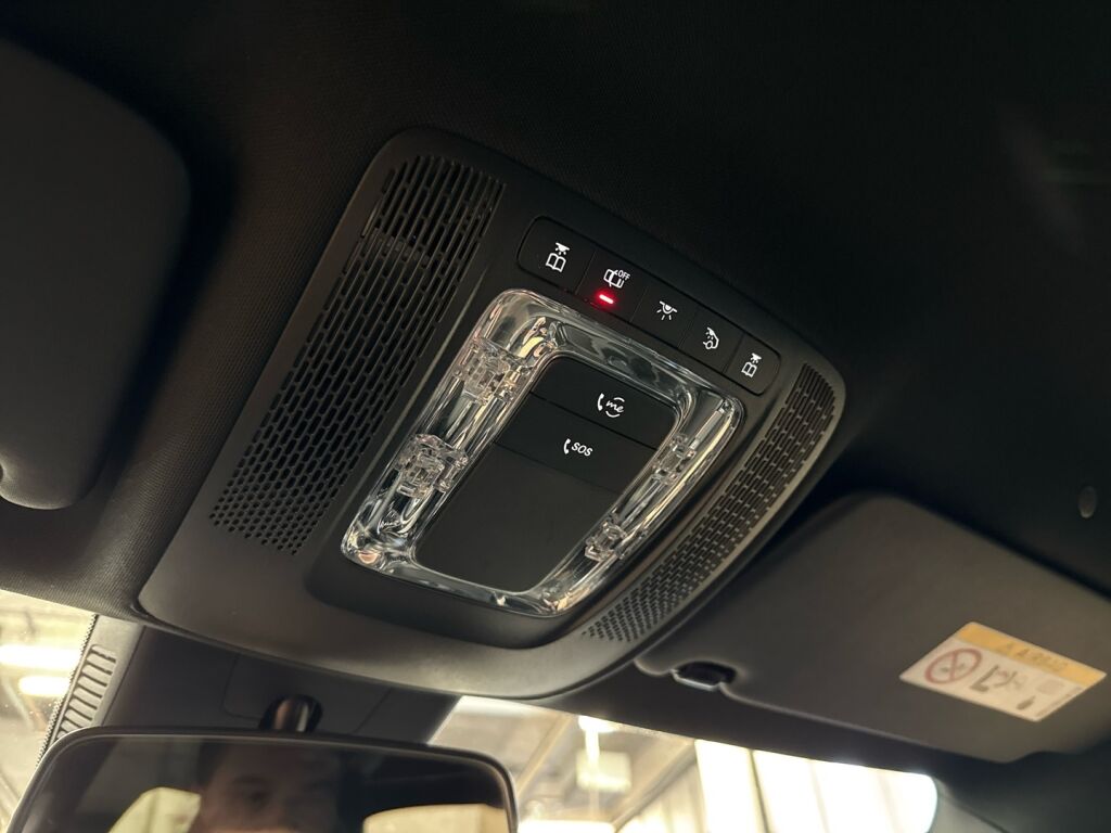 Mercedes-Benz A 2022 Musta