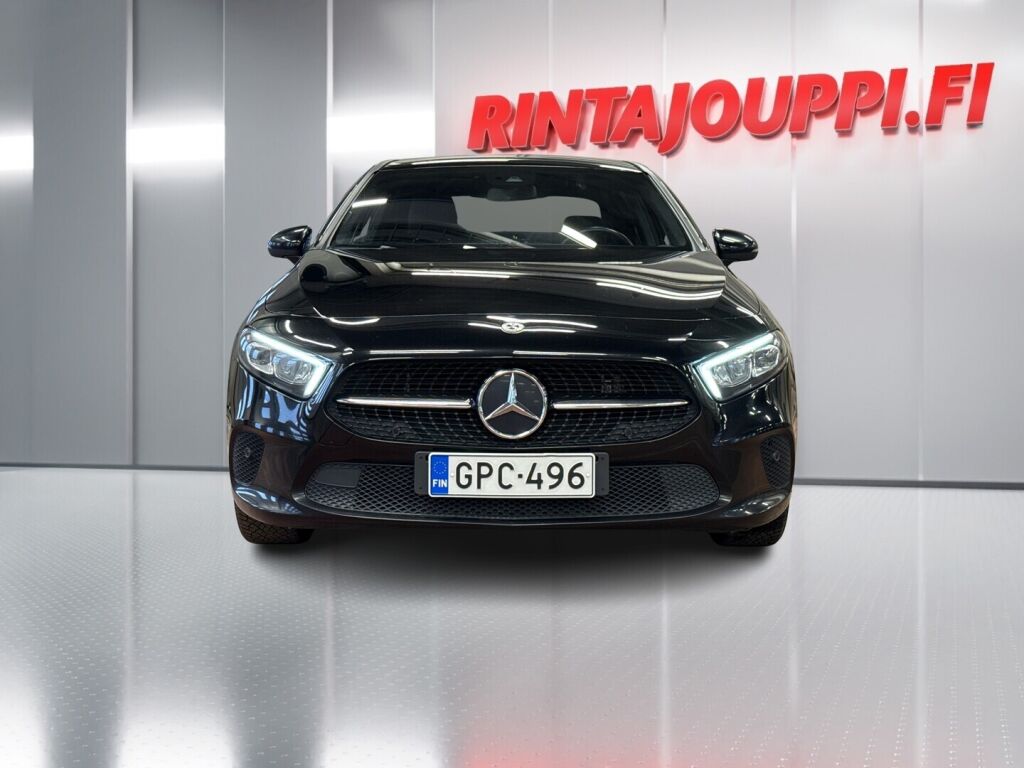 Mercedes-Benz A 2022 Musta
