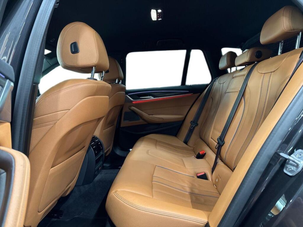 BMW 530 2022 Harmaa
