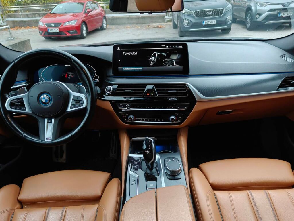 BMW 530 2022 Harmaa