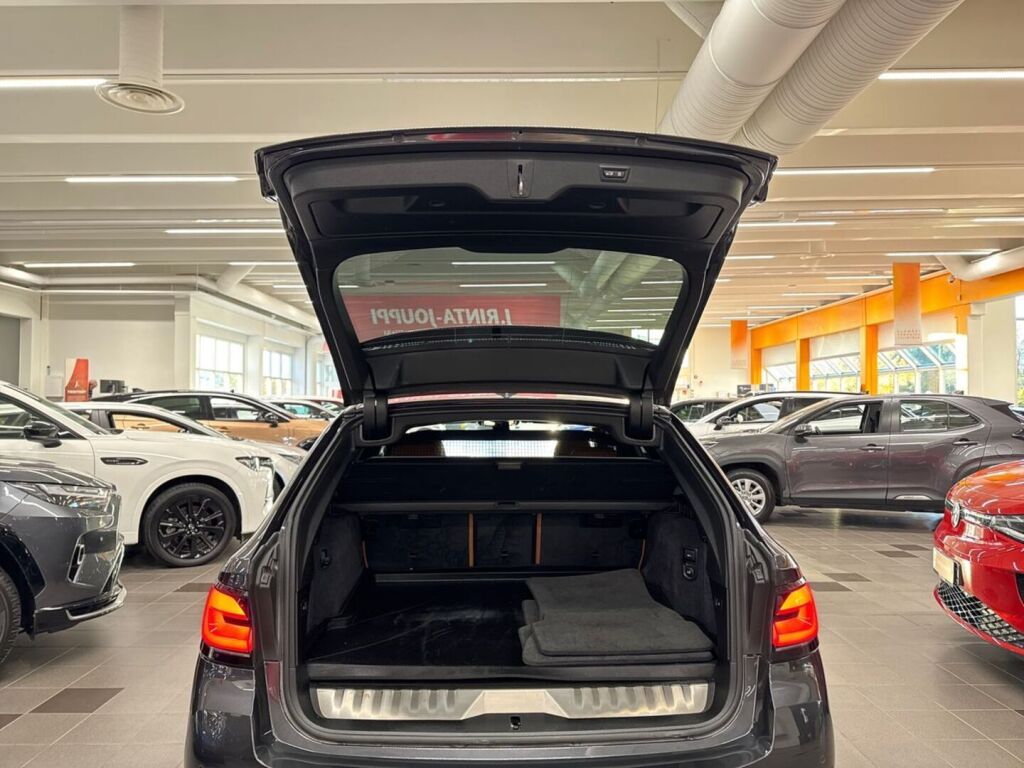 BMW 530 2022 Harmaa